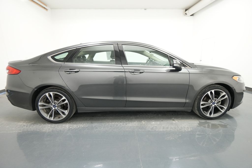 2020 Ford Fusion Titanium - Photo 9