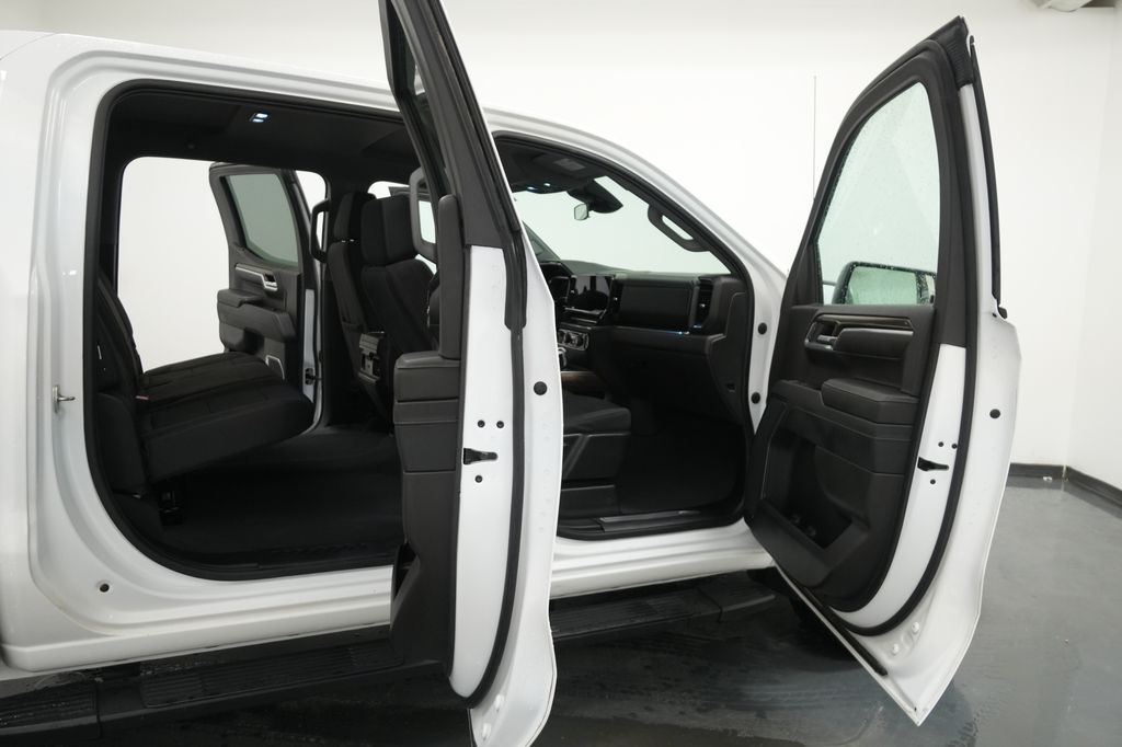 2023 Chevrolet Silverado 1500 LT Trail Boss - Photo 29