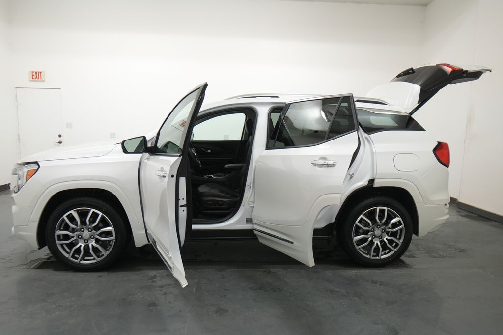 2024 GMC Terrain Denali - Photo 30