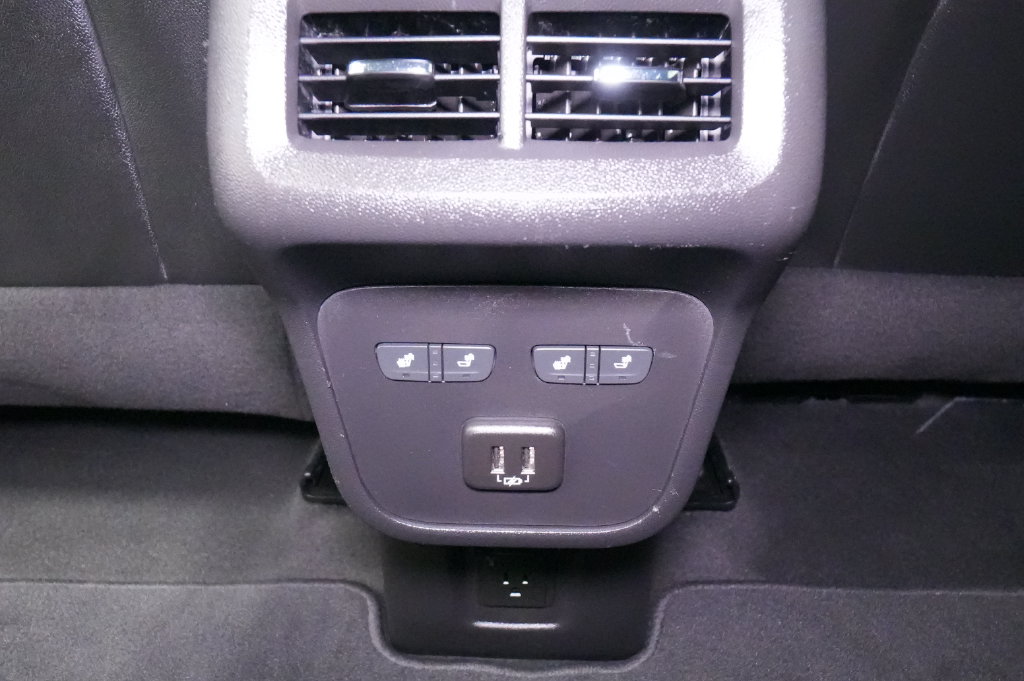 2023 Chevrolet Equinox Premier - Photo 23