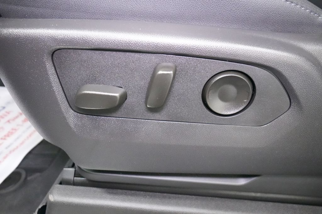 2025 GMC Sierra 1500 Elevation - Photo 18