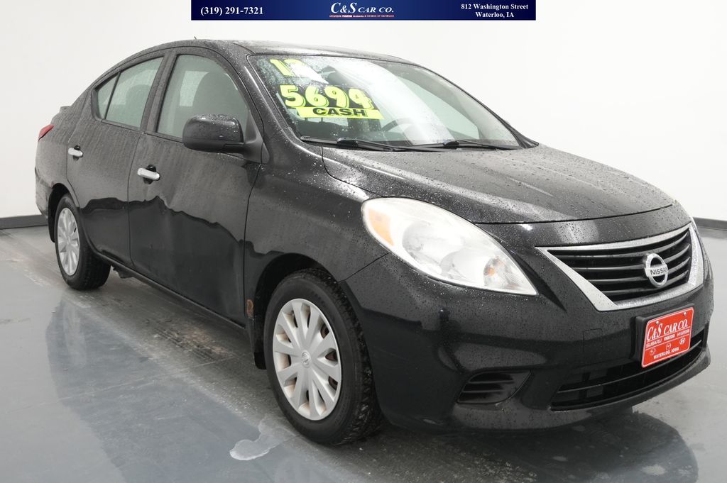 Used 2013 Nissan Versa 1.6 SV Cars