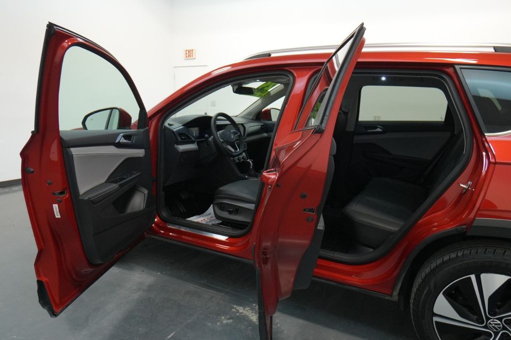 2024 Volkswagen Taos