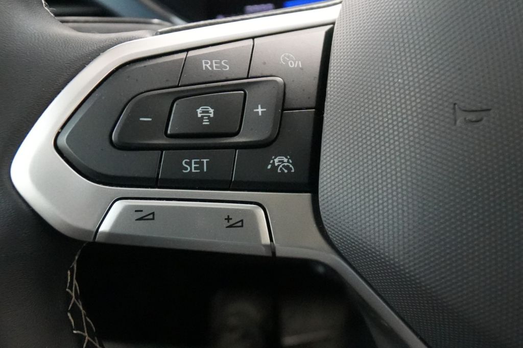 2024 Volkswagen Taos