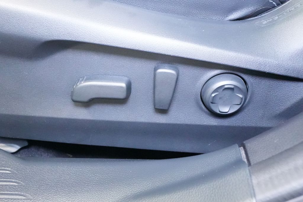 2023 Subaru Outback Limited - Photo 19