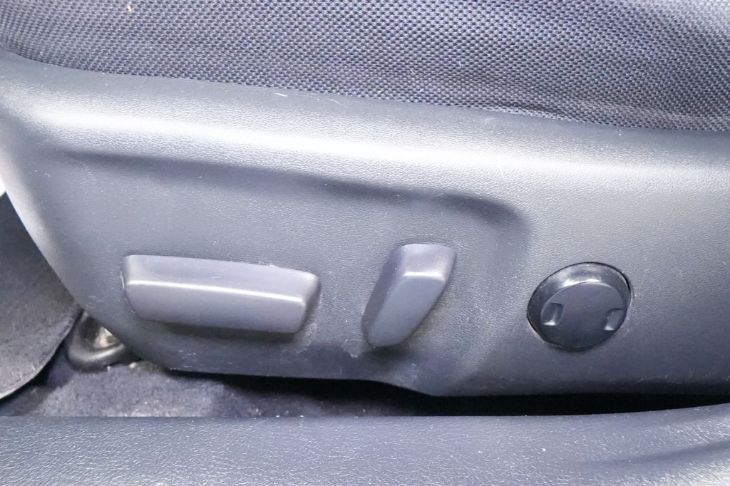 2017 Toyota Camry Hybrid