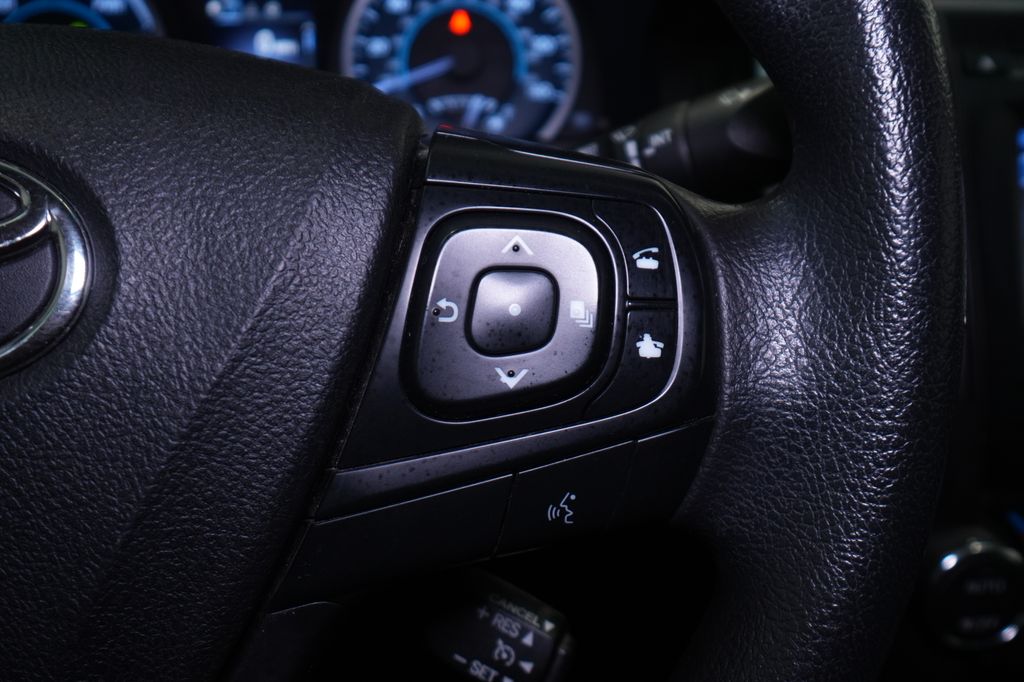 2017 Toyota Camry Hybrid