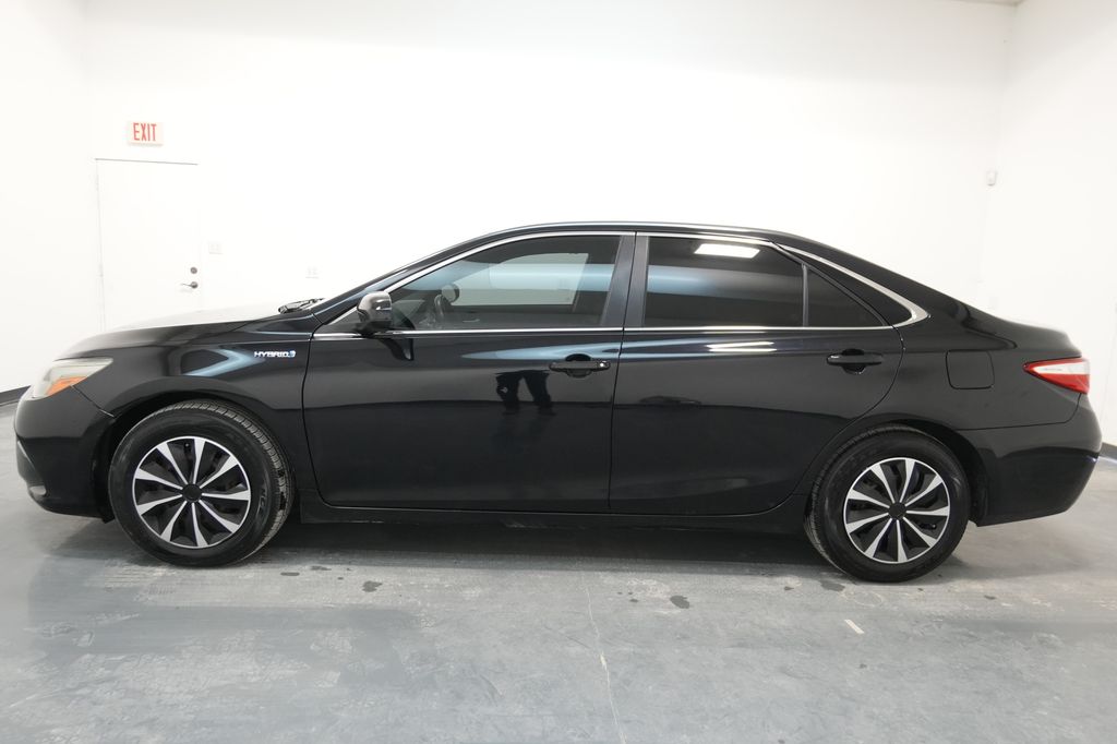 2017 Toyota Camry Hybrid
