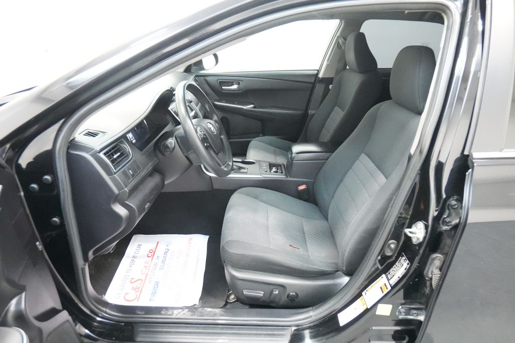 2017 Toyota Camry Hybrid