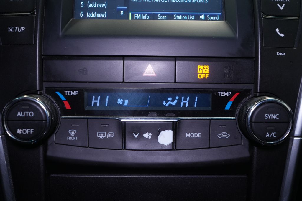 2017 Toyota Camry Hybrid