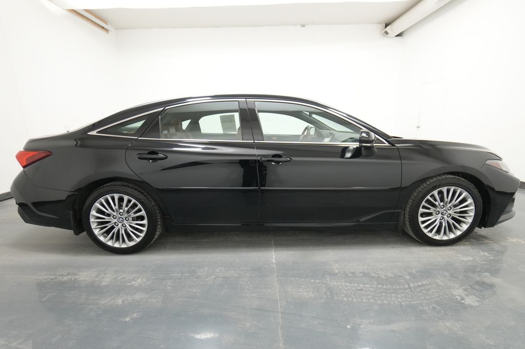 2019 Toyota Avalon