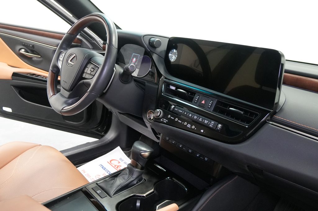 2023 Lexus ES