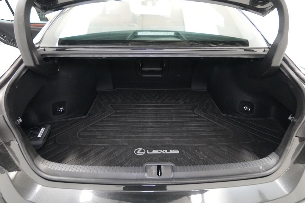 2023 Lexus ES