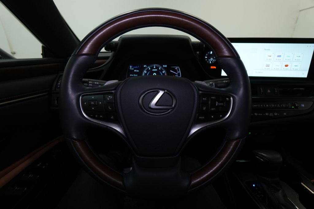 2023 Lexus ES