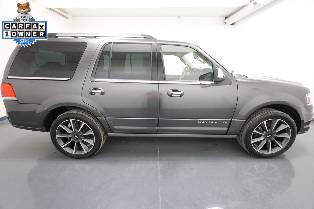 2017 Lincoln Navigator