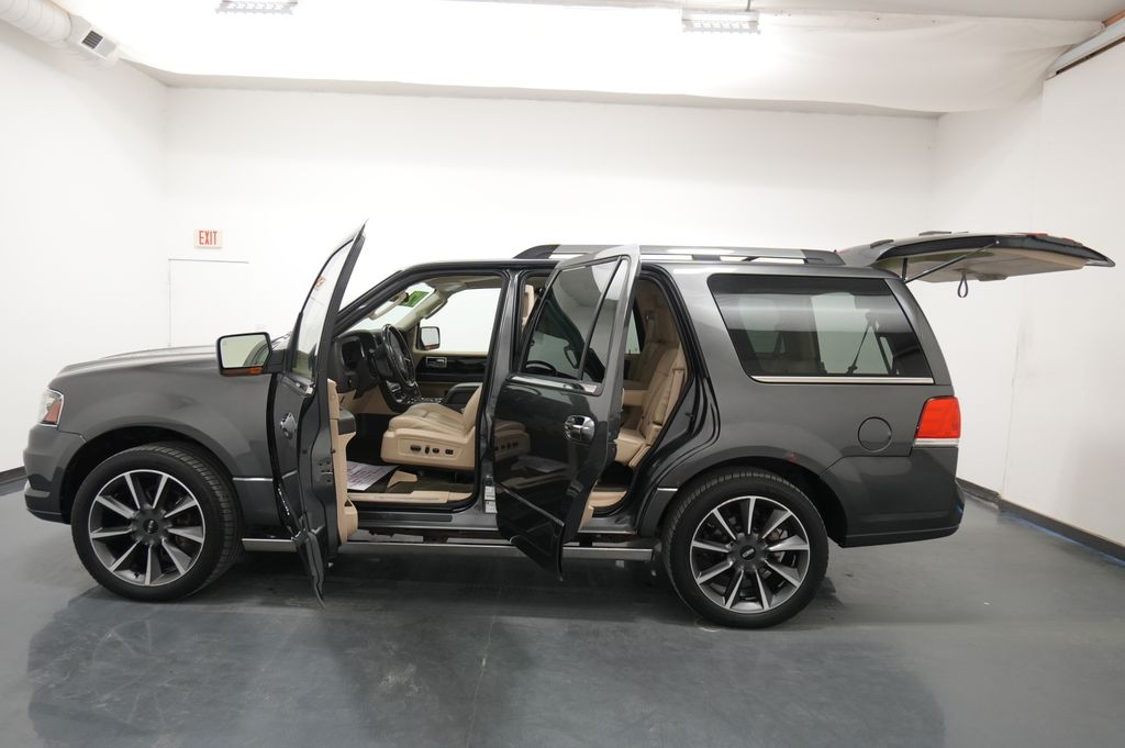 2017 Lincoln Navigator