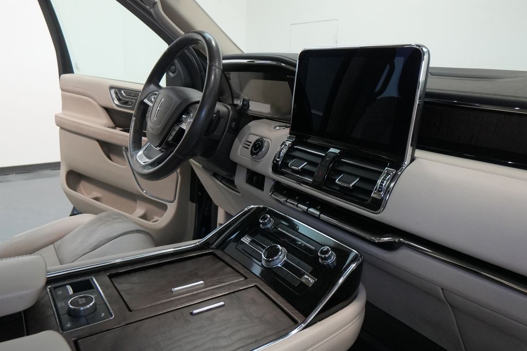 2019 Lincoln Navigator L
