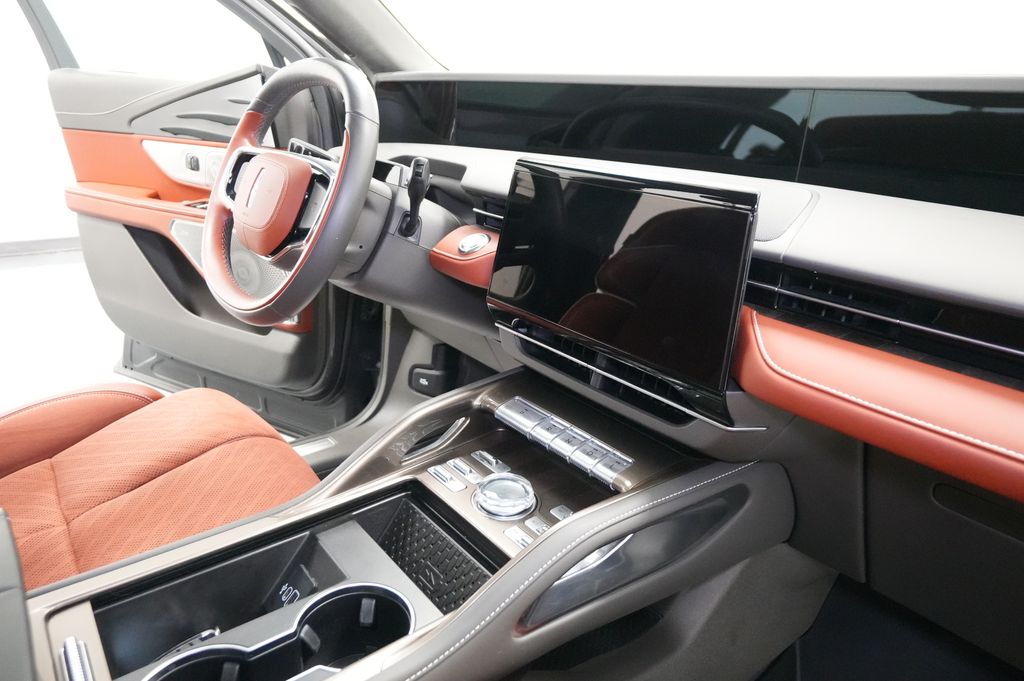 2024 Lincoln Nautilus