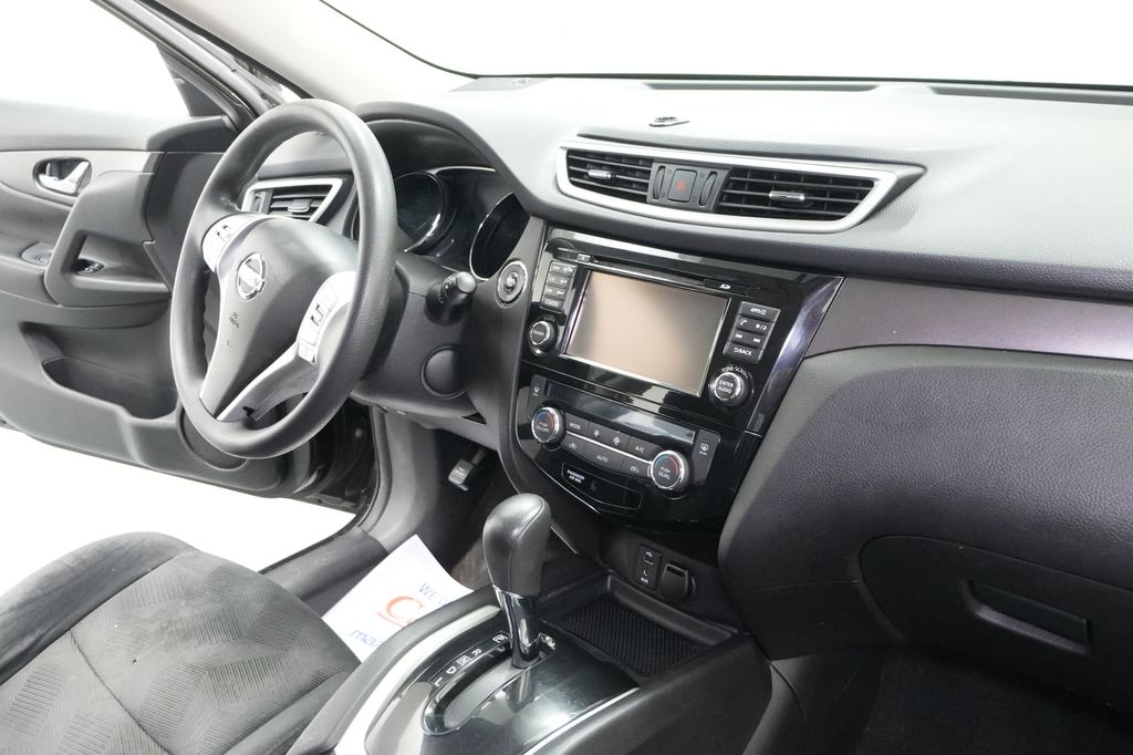 2016 Nissan Rogue SV - Photo 27