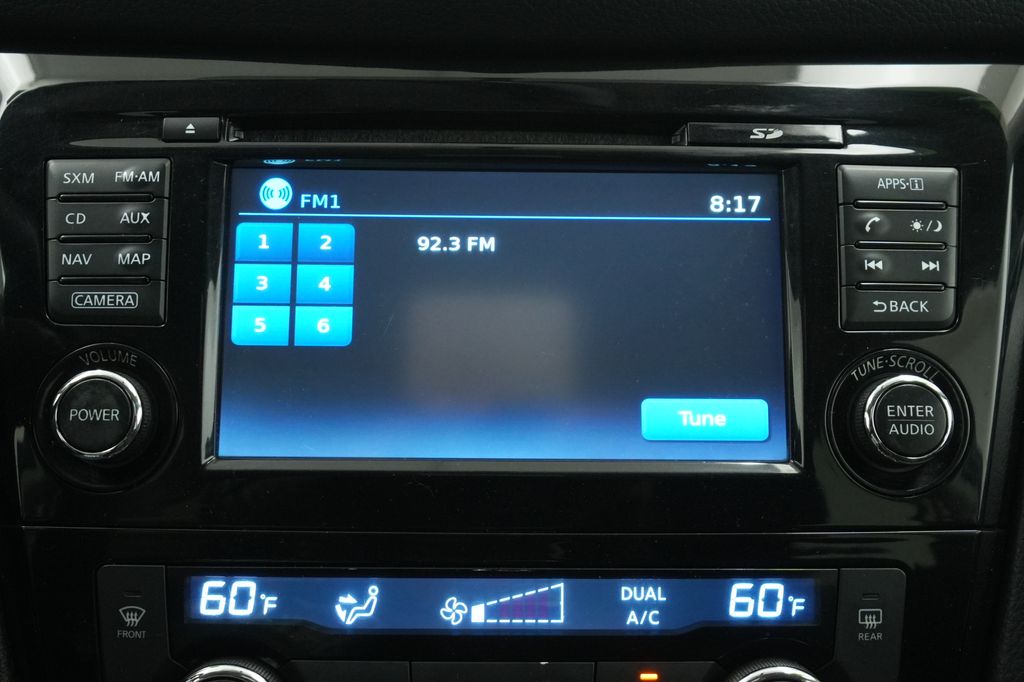 2016 Nissan Rogue SV - Photo 34
