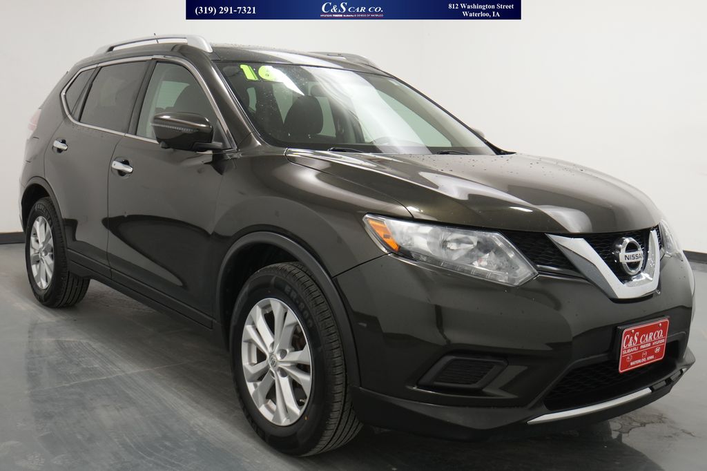 Used 2016 Nissan Rogue SV SUVs