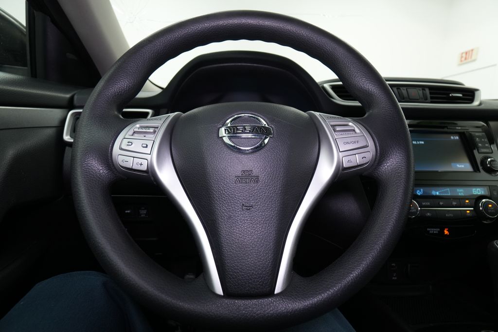 2016 Nissan Rogue SV - Photo 38