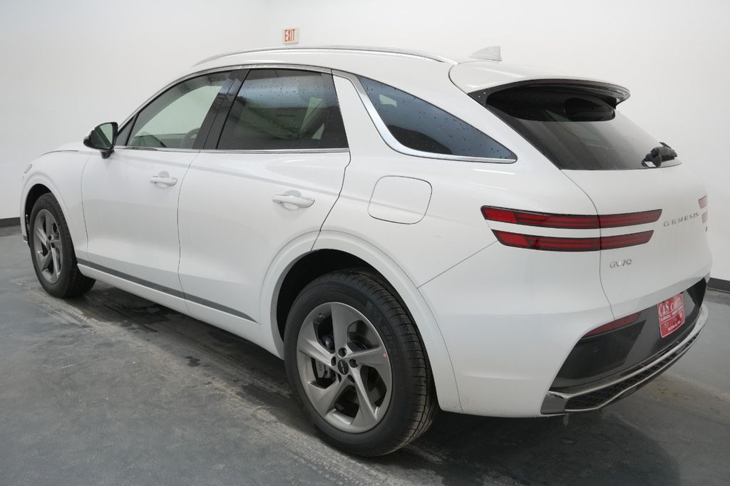 2026 Genesis GV70