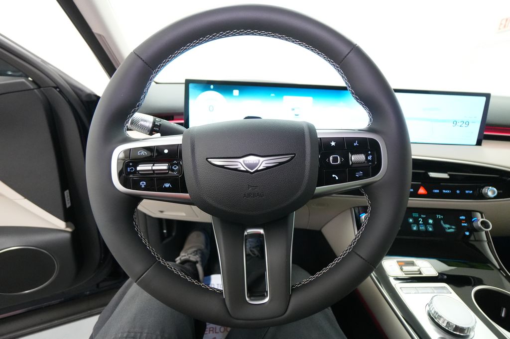 2026 Genesis GV70