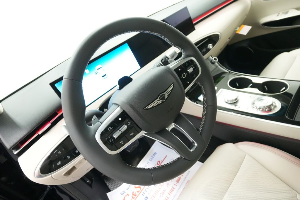 2026 Genesis GV70