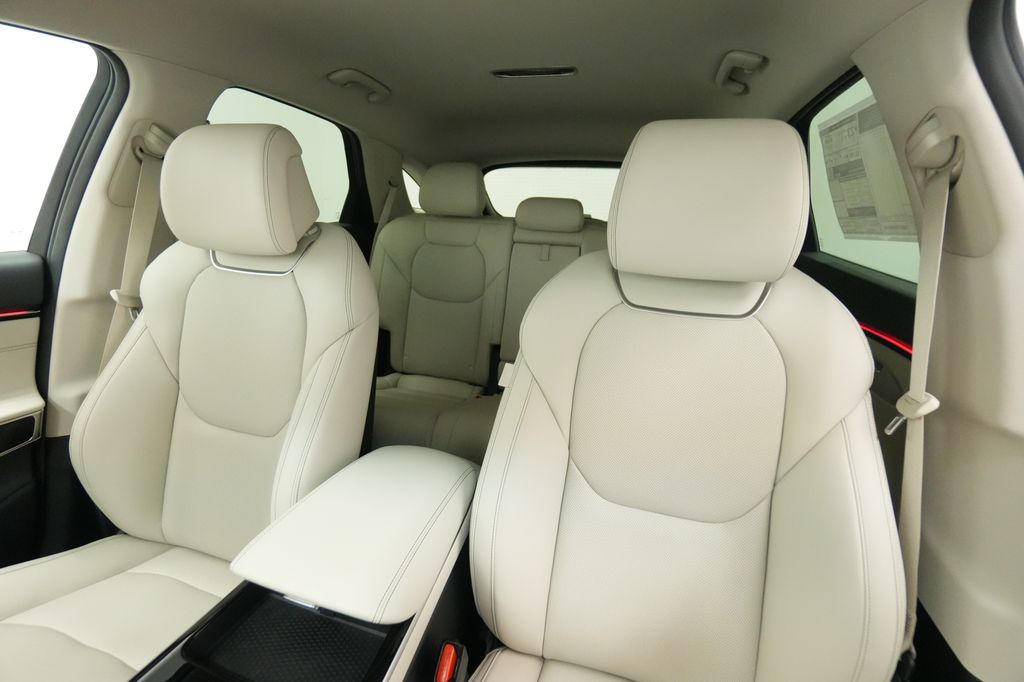 2026 Genesis GV70