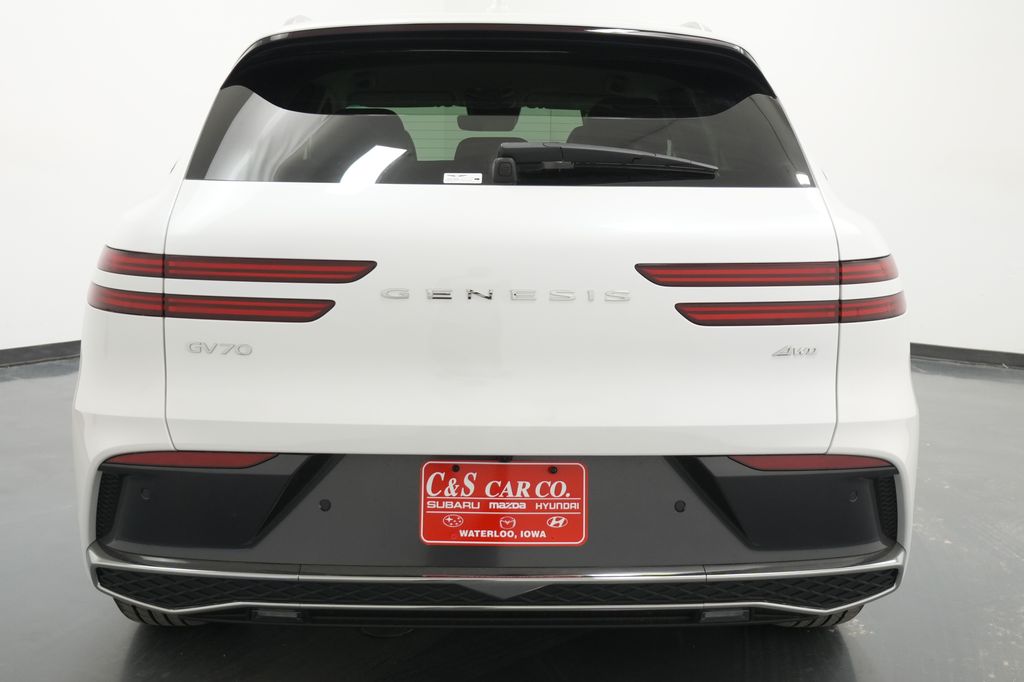 2026 Genesis GV70