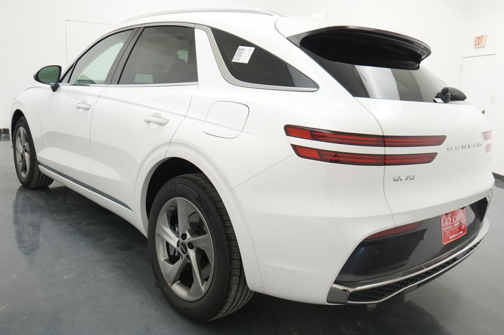2026 Genesis GV70