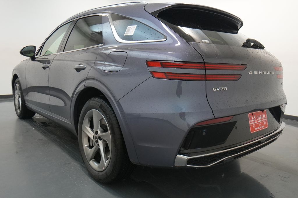 2026 Genesis GV70