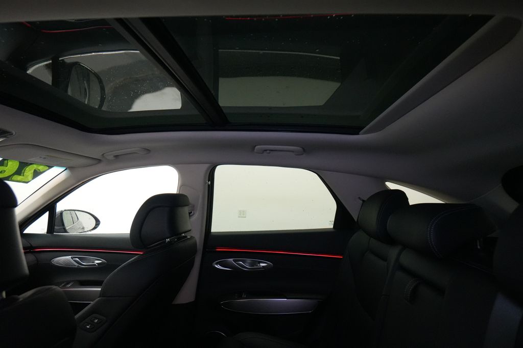 2026 Genesis GV70