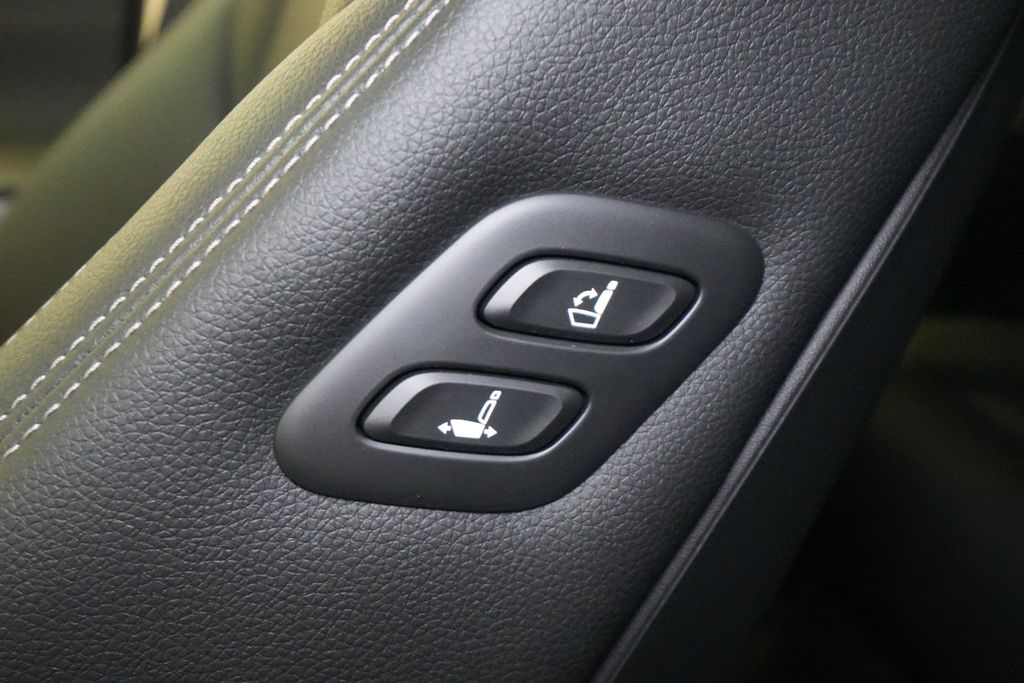 2026 Genesis GV70