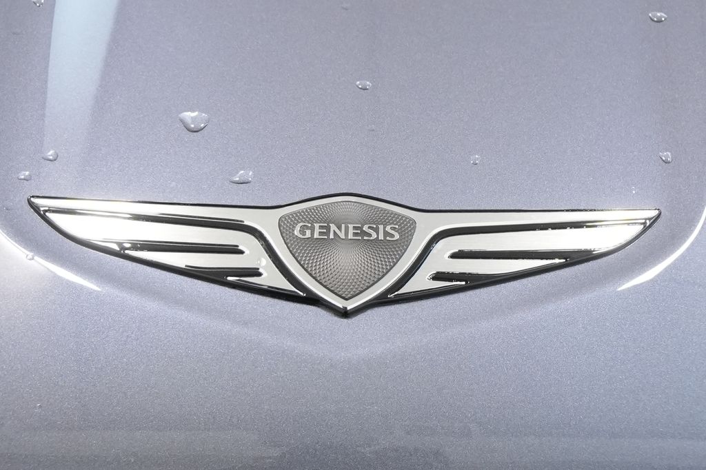 2026 Genesis GV70