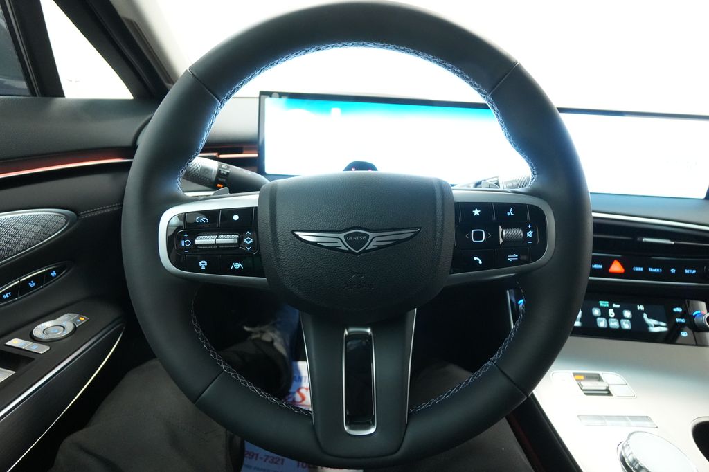 2026 Genesis GV70