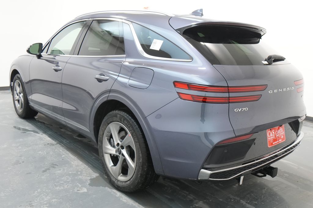2026 Genesis GV70