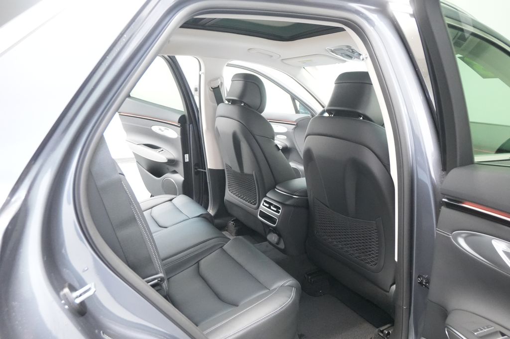 2026 Genesis GV70