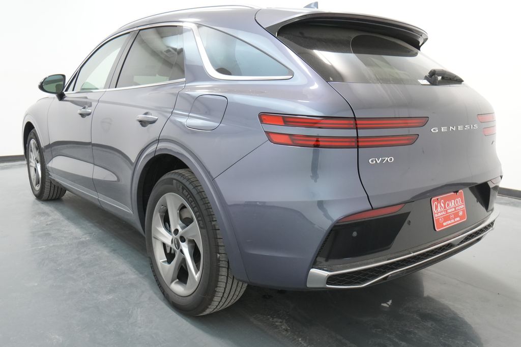 2026 Genesis GV70