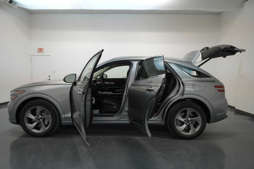 2026 Genesis GV70