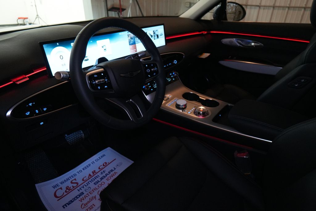 2026 Genesis GV70