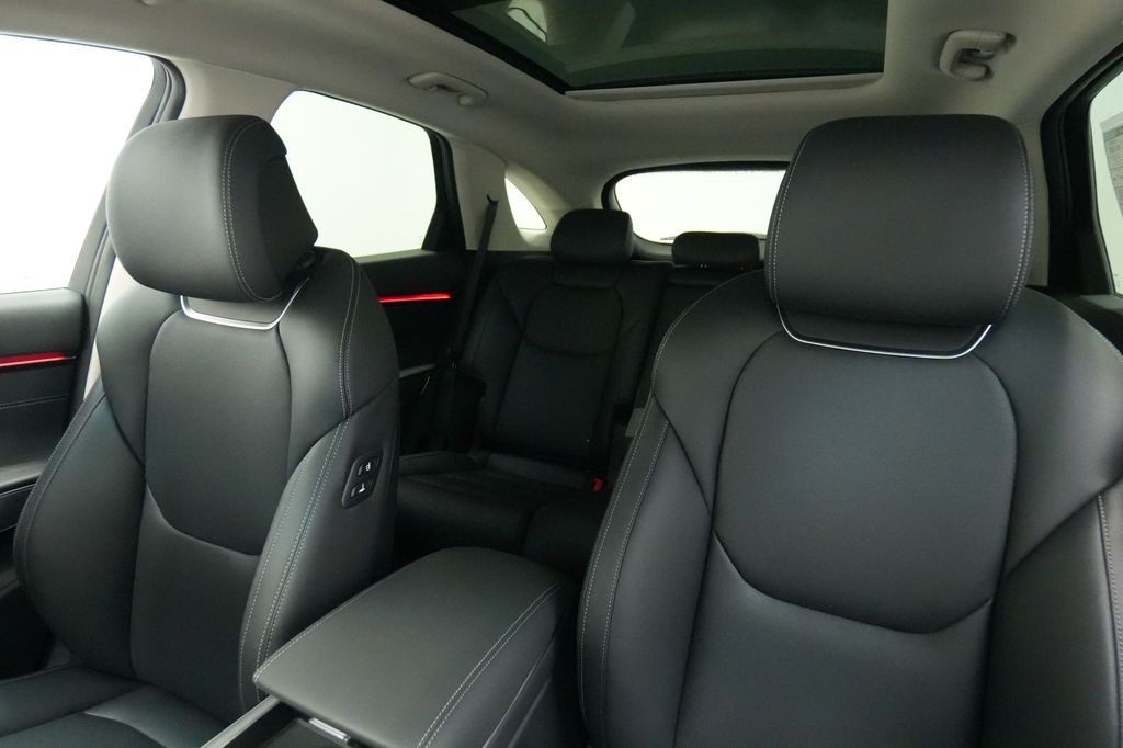 2026 Genesis GV70