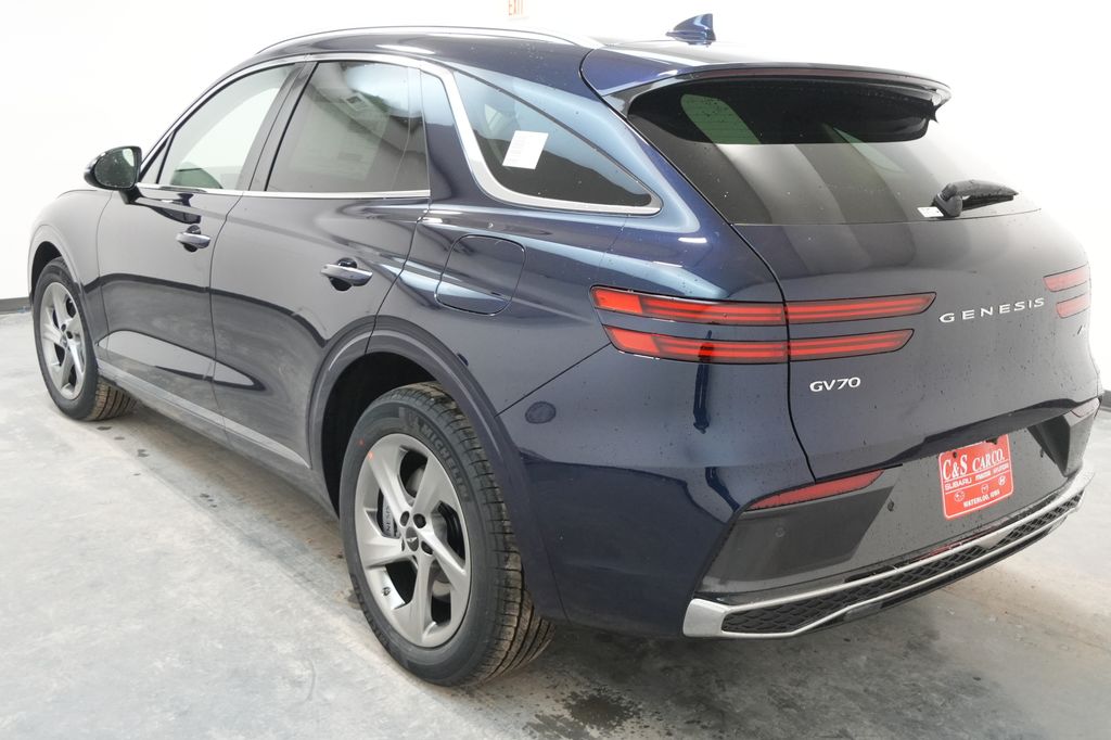2026 Genesis GV70