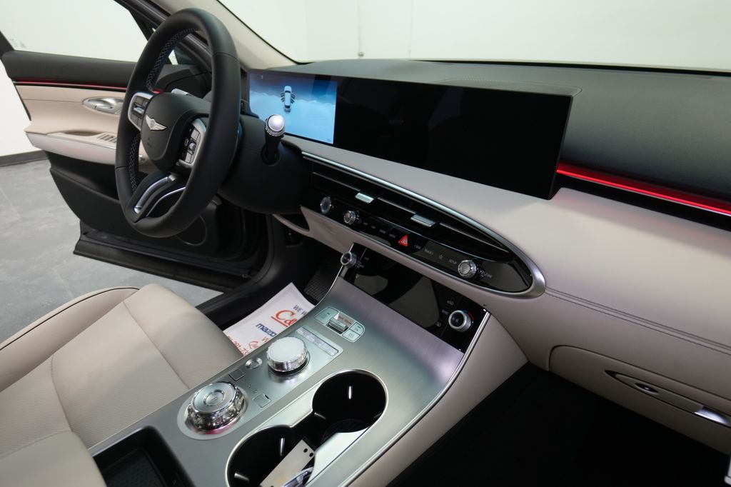 2026 Genesis GV70