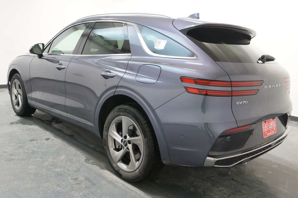 2026 Genesis GV70