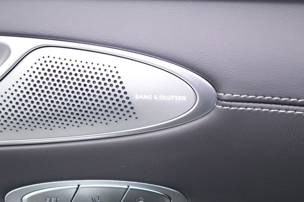 2026 Genesis GV70