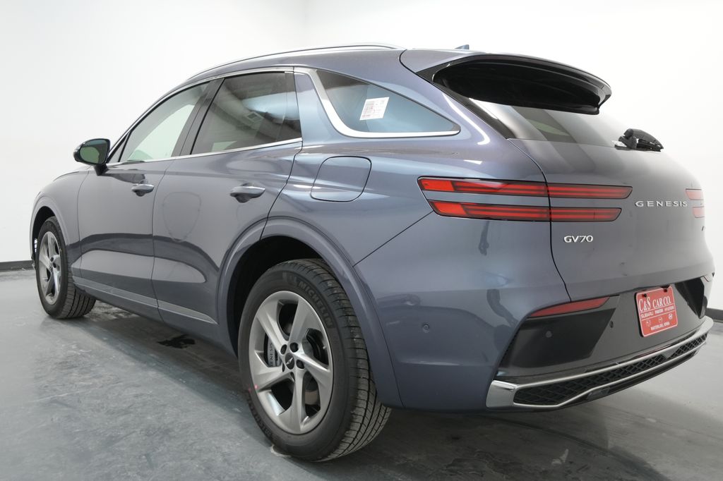 2026 Genesis GV70