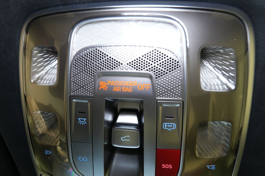 2026 Genesis GV70