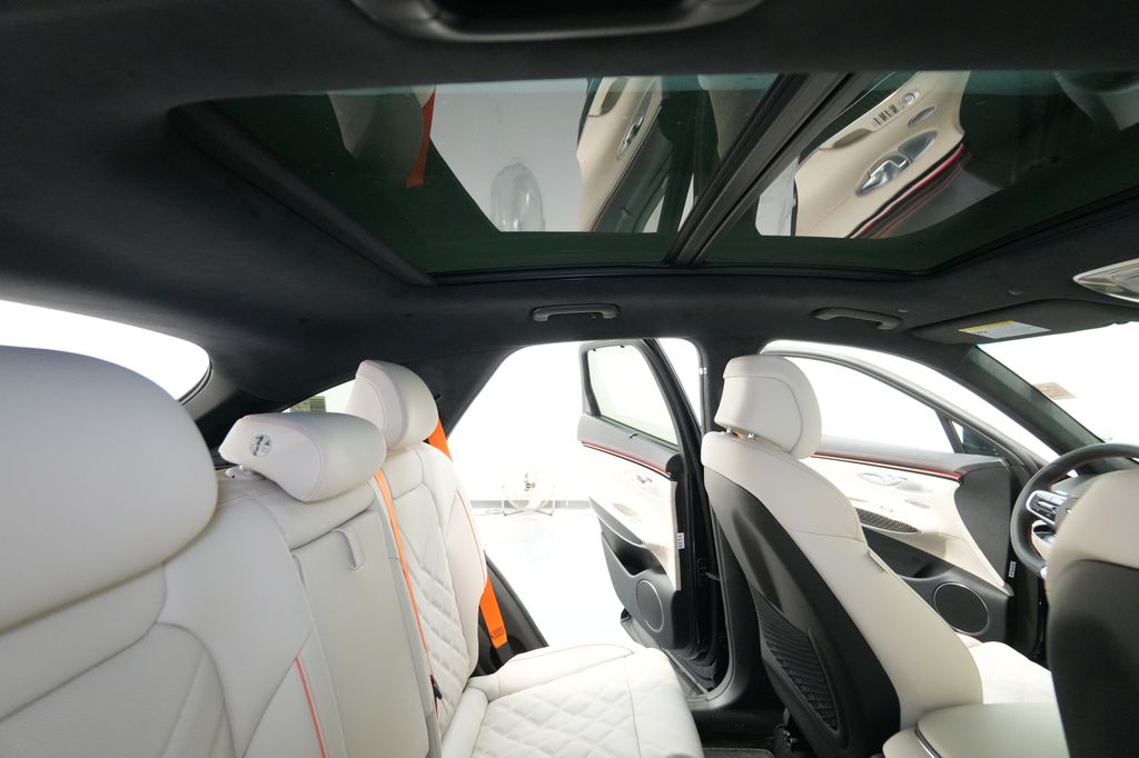 2026 Genesis GV70